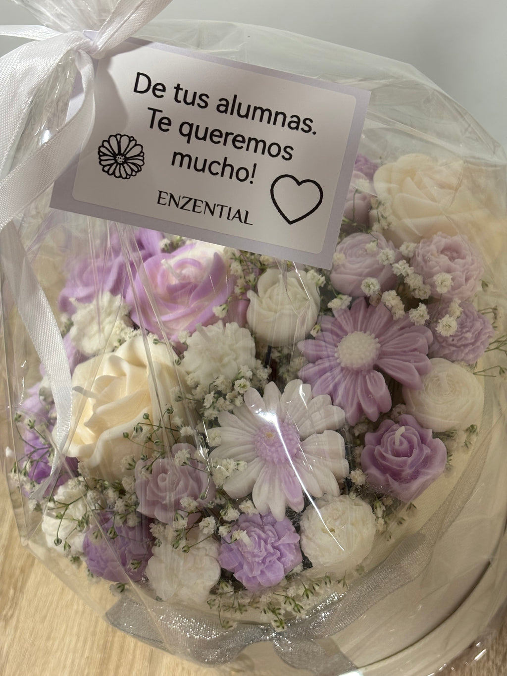Centro de flores Lilac ￼
