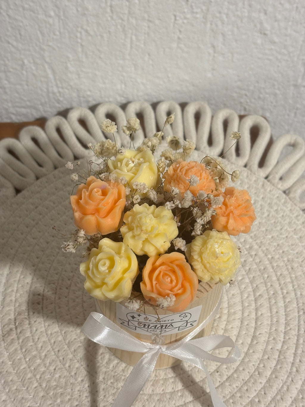 Maceta floral beige