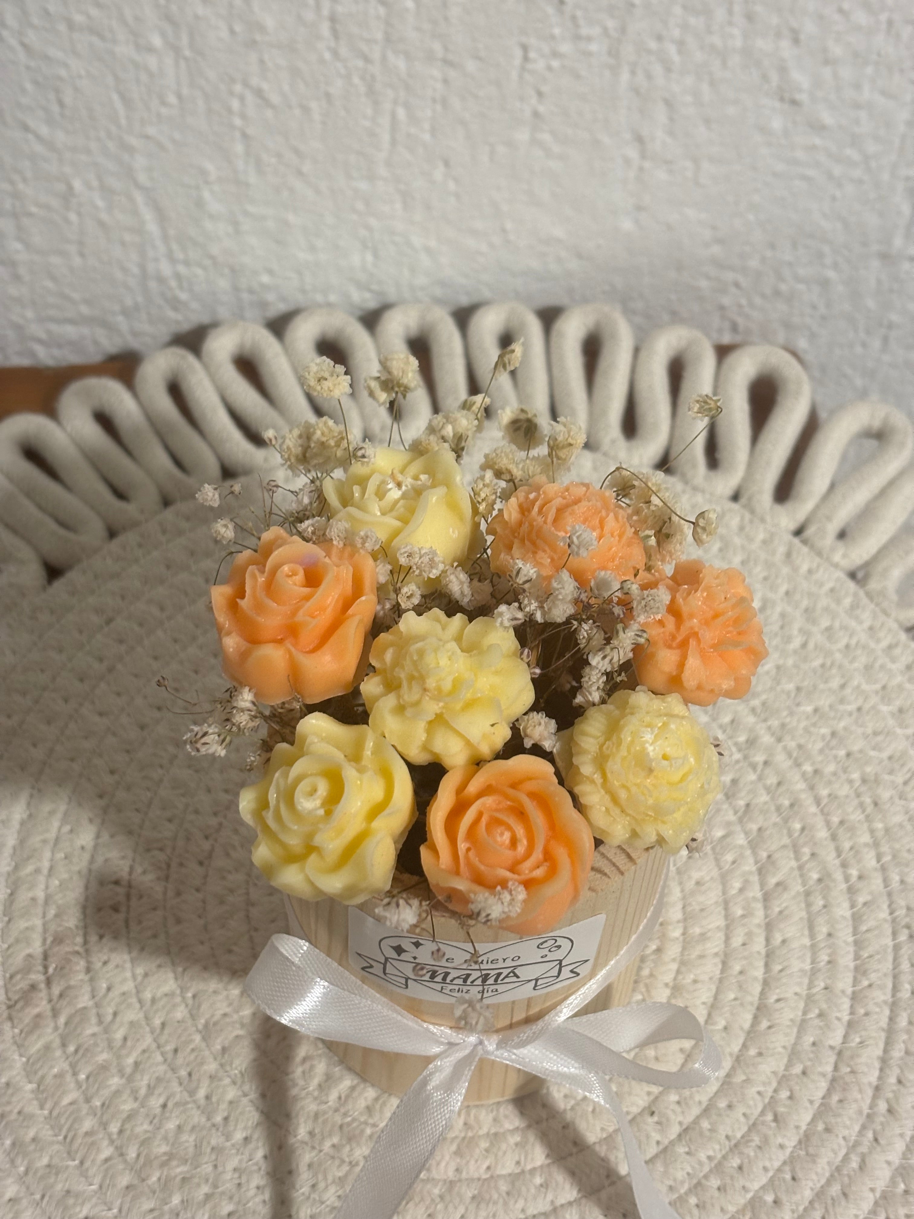 Maceta floral beige